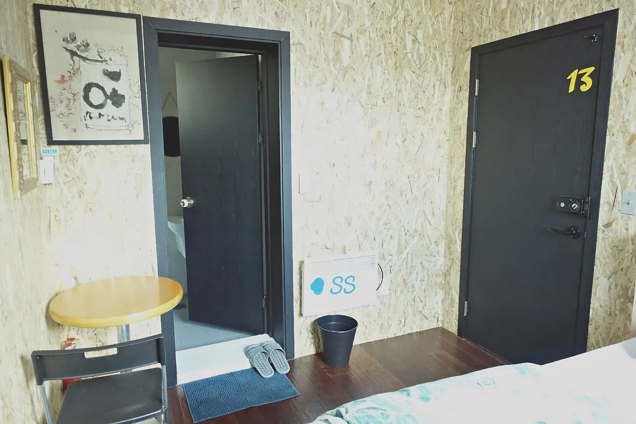 Mosc Hostel Seoul