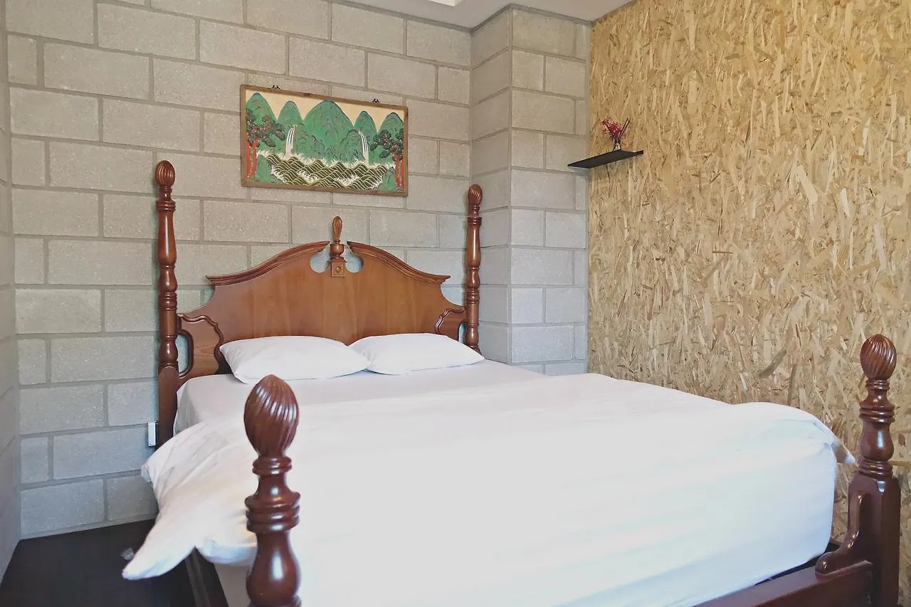 Mosc Hostel Seoul