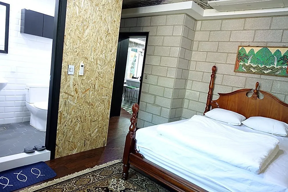 Mosc Hostel Seoul